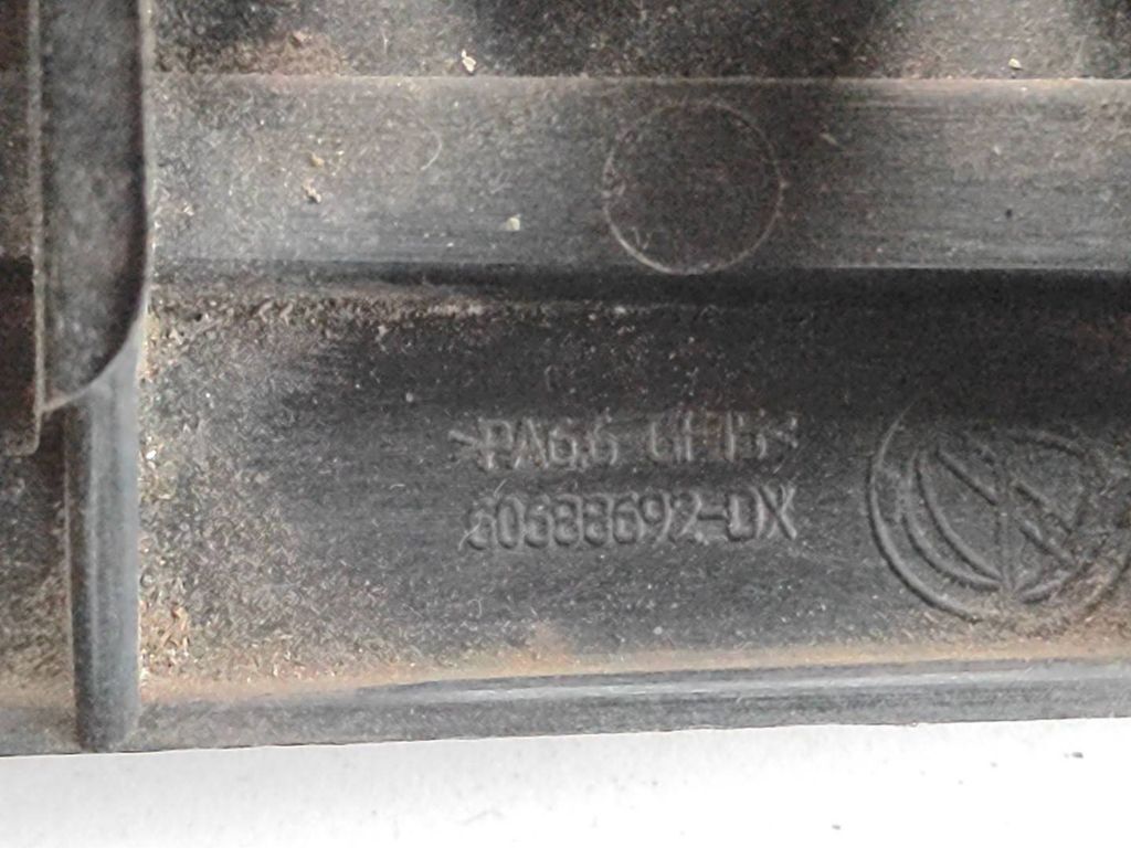 Alfa Romeo 159 2008 rear right side bumper mounting bracket 60688692