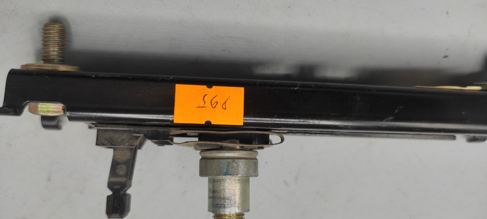 Alfa Romeo 156 2003 Front Right Seatbelt Height Adjustment Regulator Rail