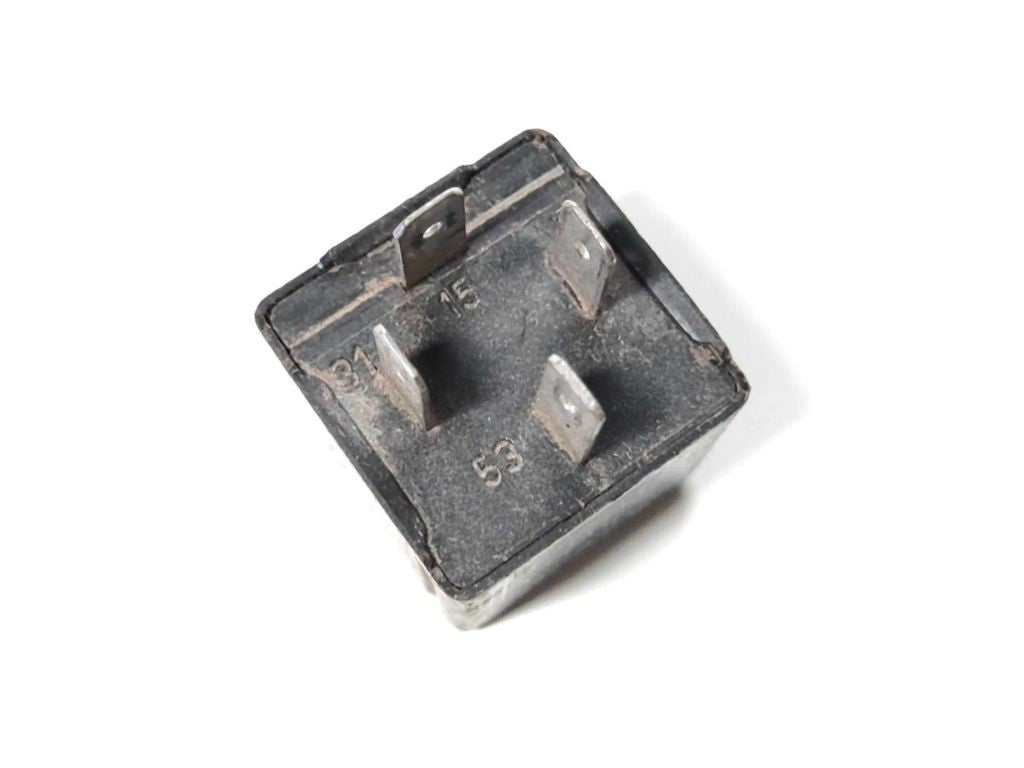 Audi 80 90 S2 B4 1993 relay 191955529 