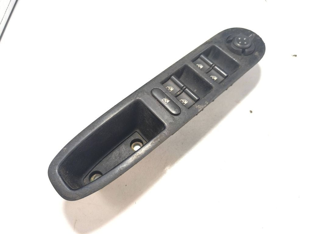 Alfa Romeo 159 2007 Electric window control switch 156054187 