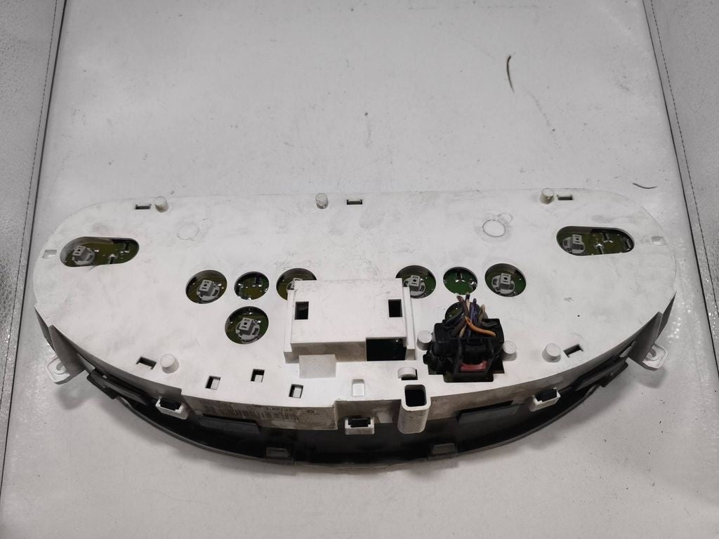 Chrysler Voyager 2005 Petrol speedometer instrument cluster TN2574106384 