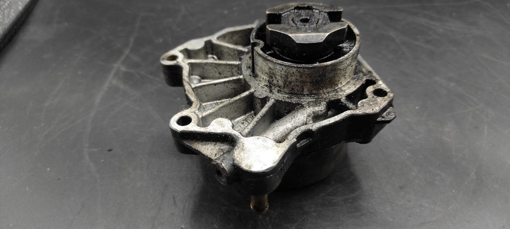 Alfa Romeo 156 SW 2.4JTD 110kW 2001 Diesel Engine Vaccum Pump 46818358