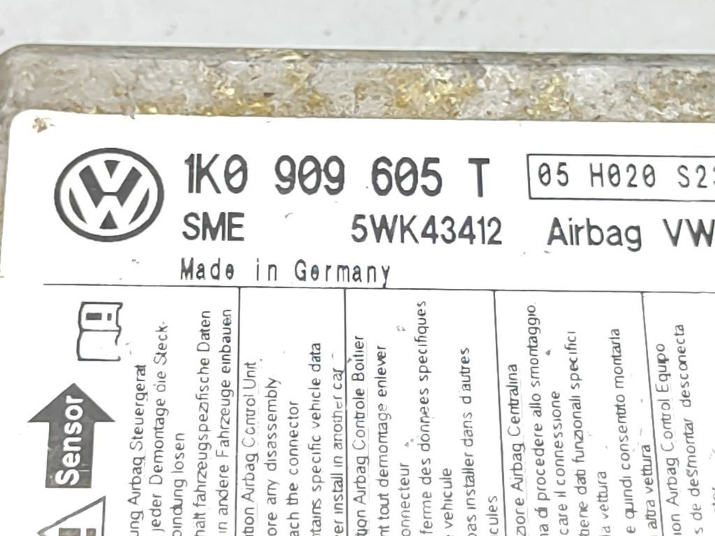 Volkswagen Golf V 2005 Control unit module 1K0909605T 