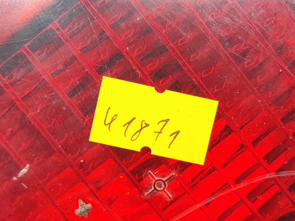 Volkswagen Golf II 1991 rear left side tail light lamp 191945111A 