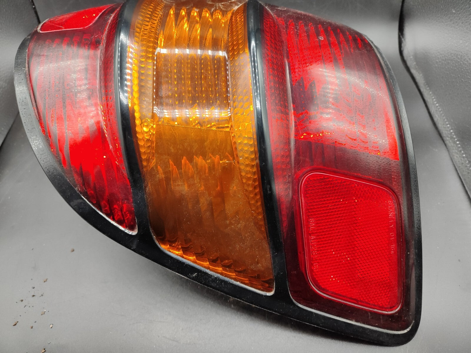Pontiac Vibe 2004 LHD Rear Right Side Taillight Lamp Light