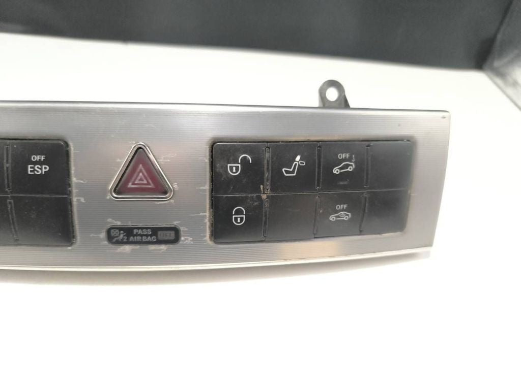 Mercedes-Benz C W203 2001 Hazard light switch 2038701710 
