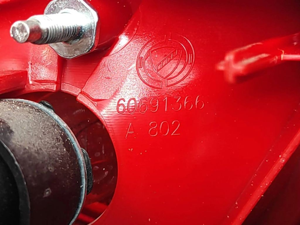 Alfa Romeo 159 1.8 2008 tailgate rear left tail light lamp 60691366