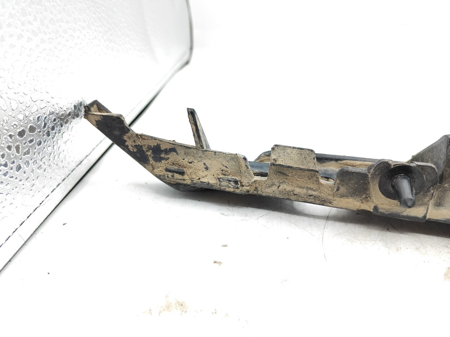 Alfa Romeo 159 2.4JTDm 147kW 2009 Rear Right Side Bumper Bracket 60688692