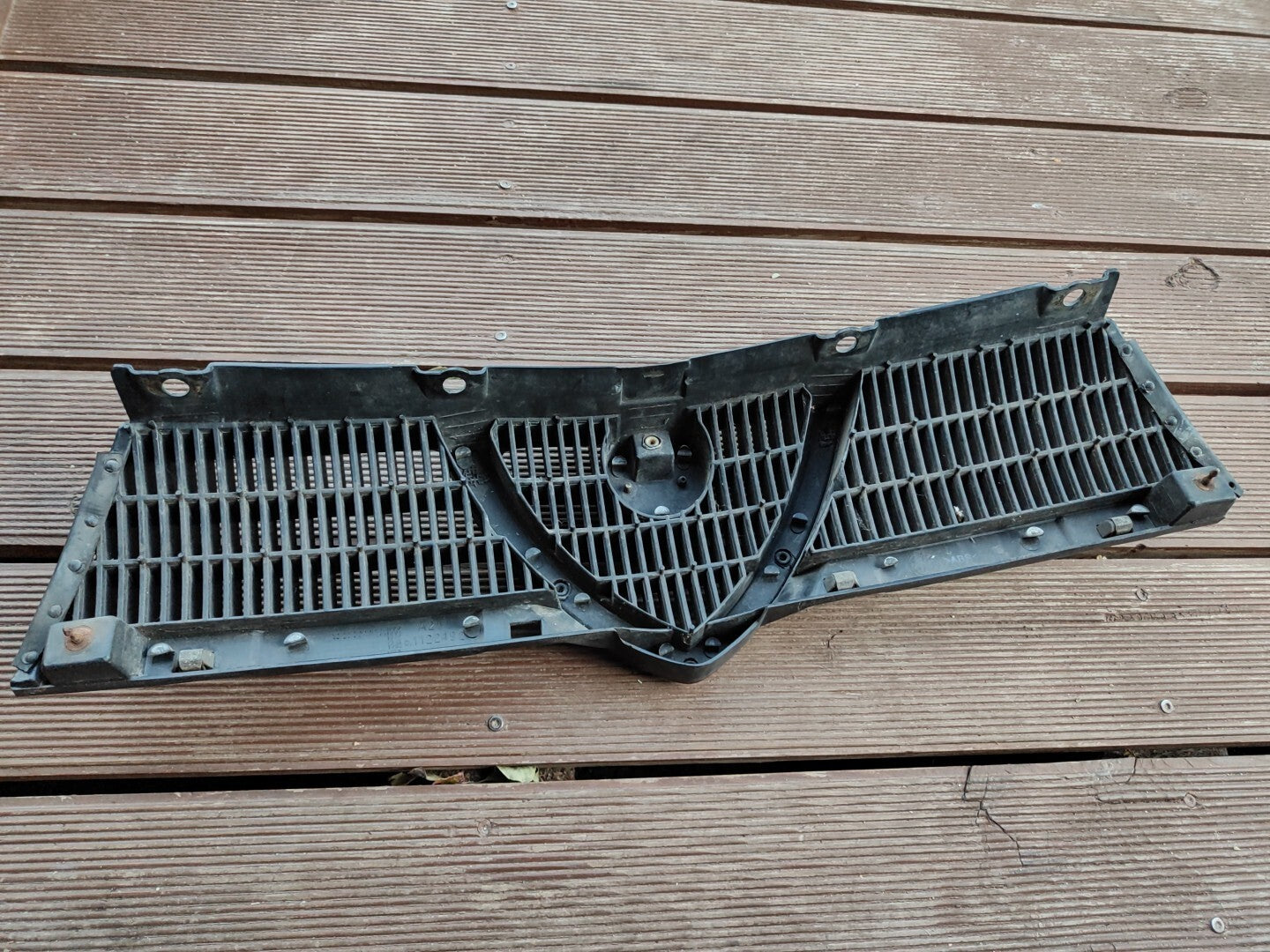 Alfa Romeo 155 Front Upper Mesh Grill 60506207