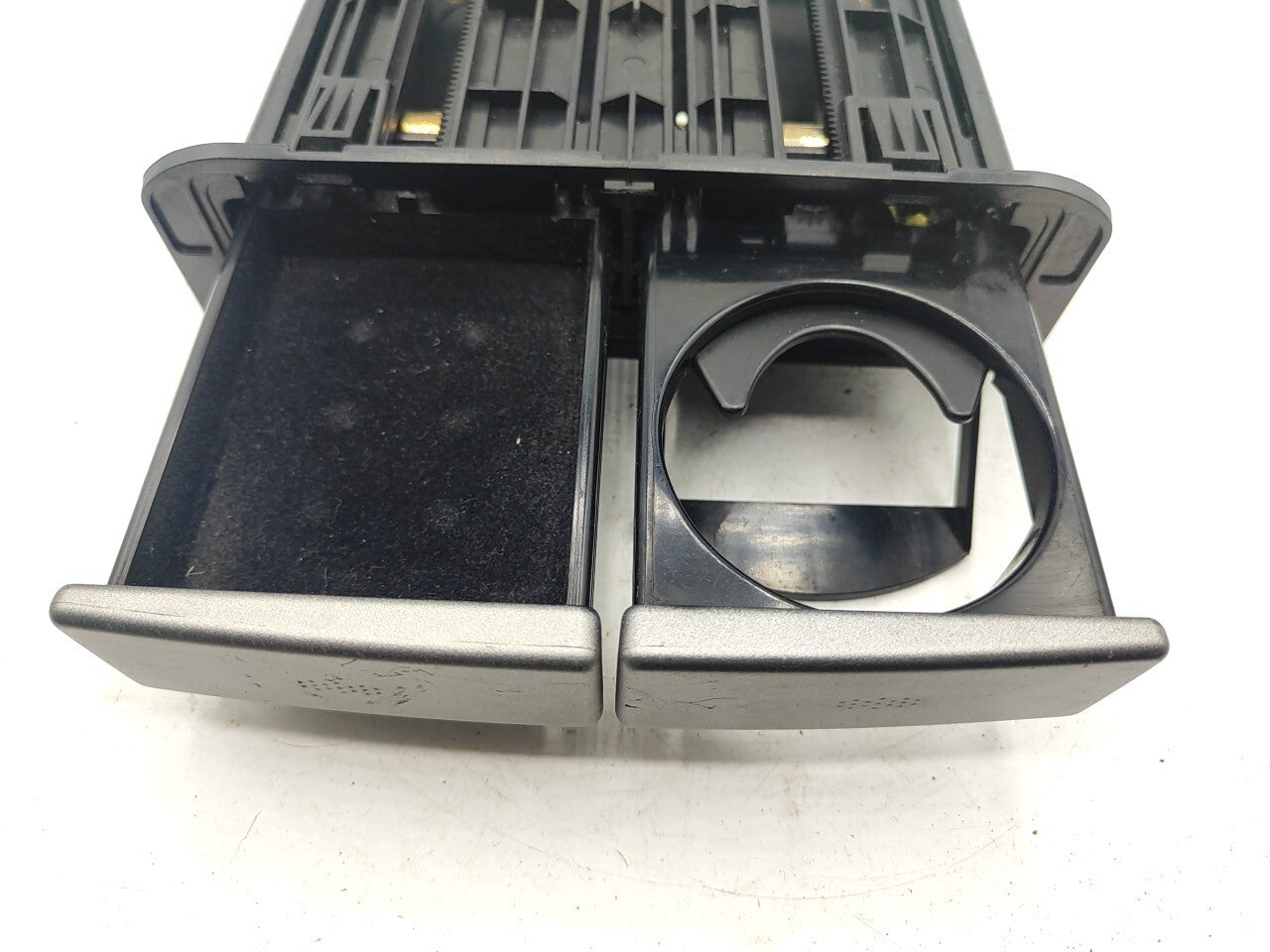 Alfa Romeo 147 GT 2005 Front Dash Cup Holder / Storage 7352990590