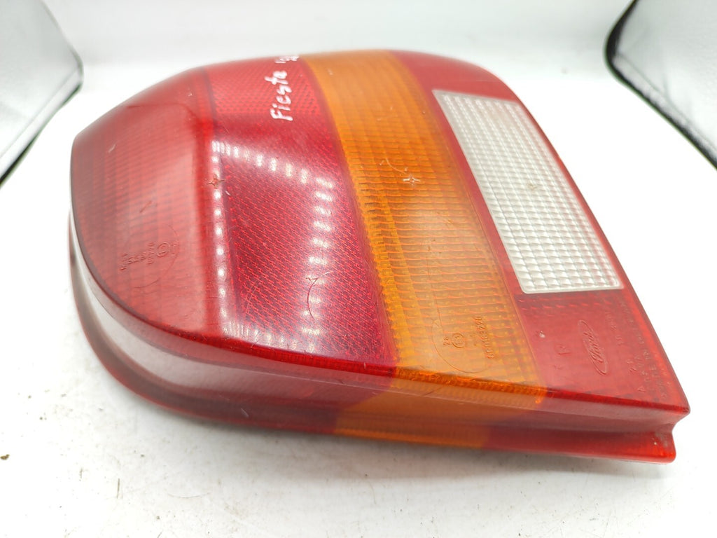 Ford Fiesta 1990 LHD Rear Right Side Taillight Lamp Light 89FG13N004AA 63220R23