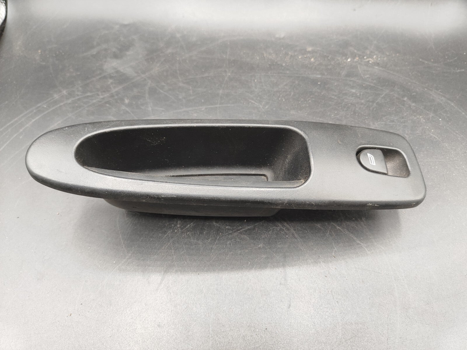 Alfa Romeo 166 2.4JTD 110kW 10V 2003 Electric Window Switch Button 156018358