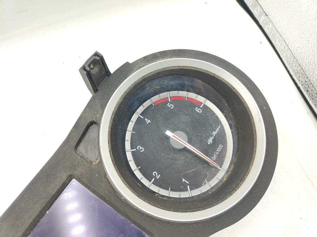 Alfa Romeo 159 1.9JTDm 110kW Diesel 2007 LHD Speedometer 0156079251
