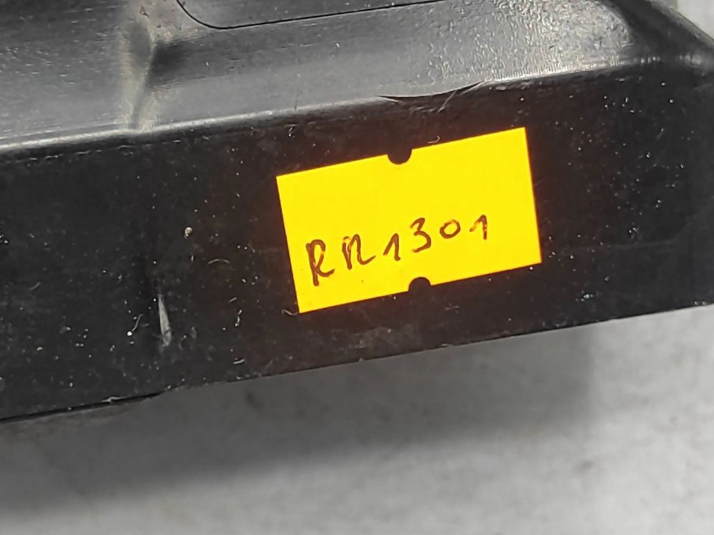 Alfa Romeo 159 2.4JTDm Saloon Diesel 2007 Rear air vent grill 969L9376599 