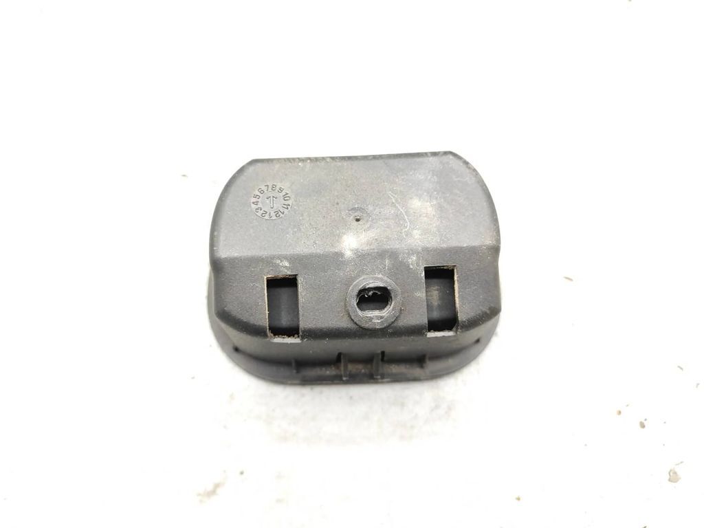 Alfa Romeo 147 1.9JTD 88kW 8V FL 2007 Rear door ashtray insert