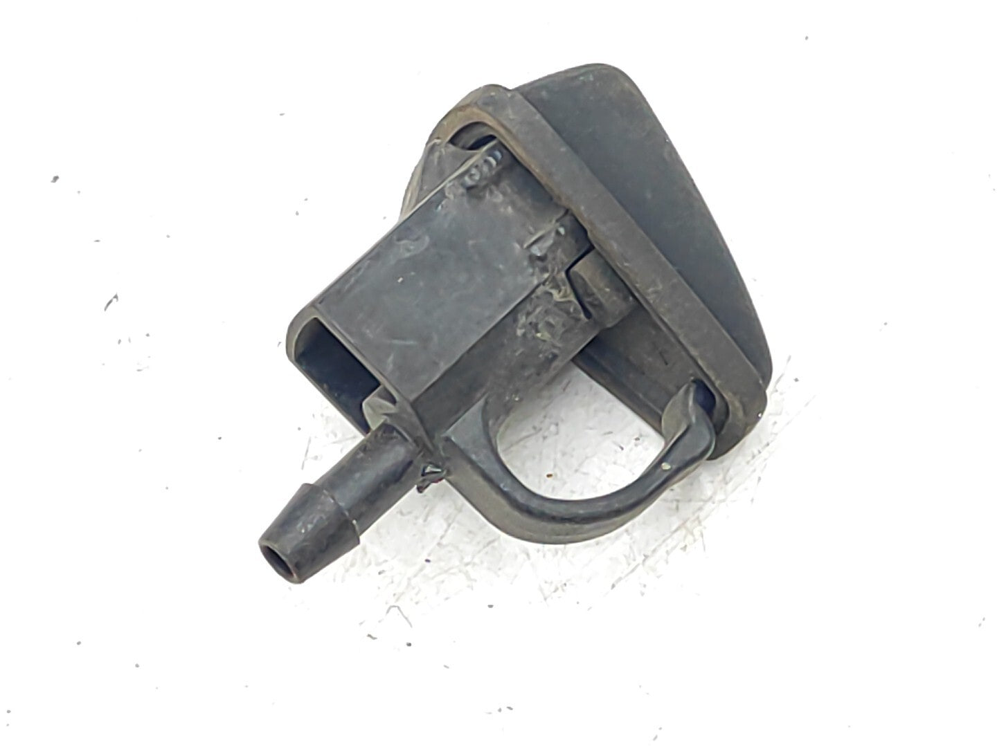 Land Rover Freelander LR2 2009 Front Bonnet Hood Windshield Spray Nozzle