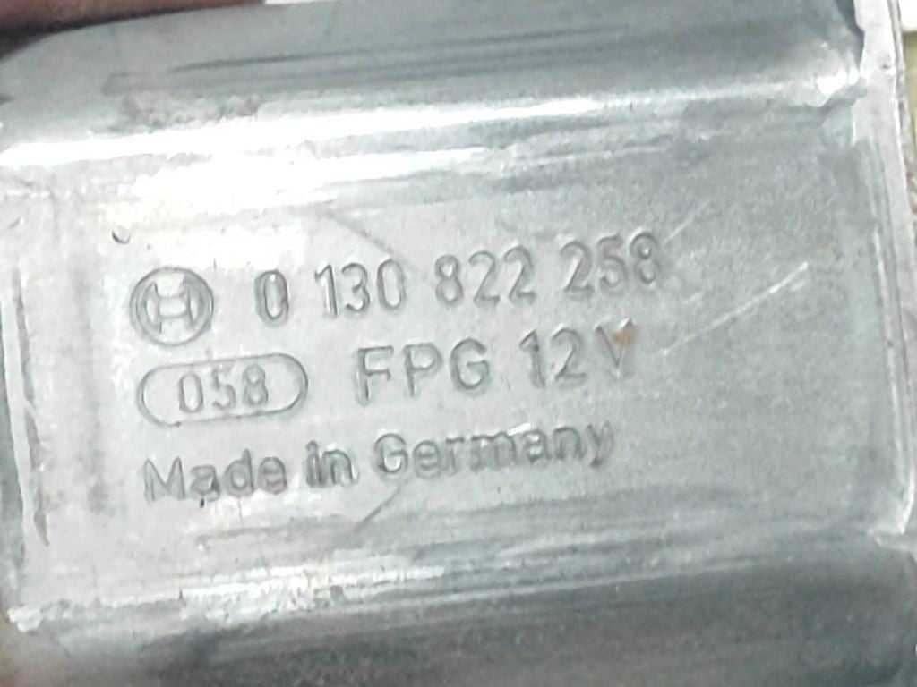 Citroen C6 2008 Left front window regulator motor 0130822258 