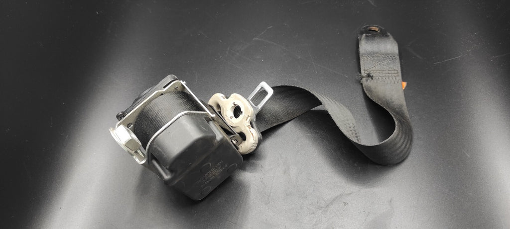 Alfa Romeo 156 2.4JTD 110kW 2004 Rear Left Seat Safety Seatbelt E2049059