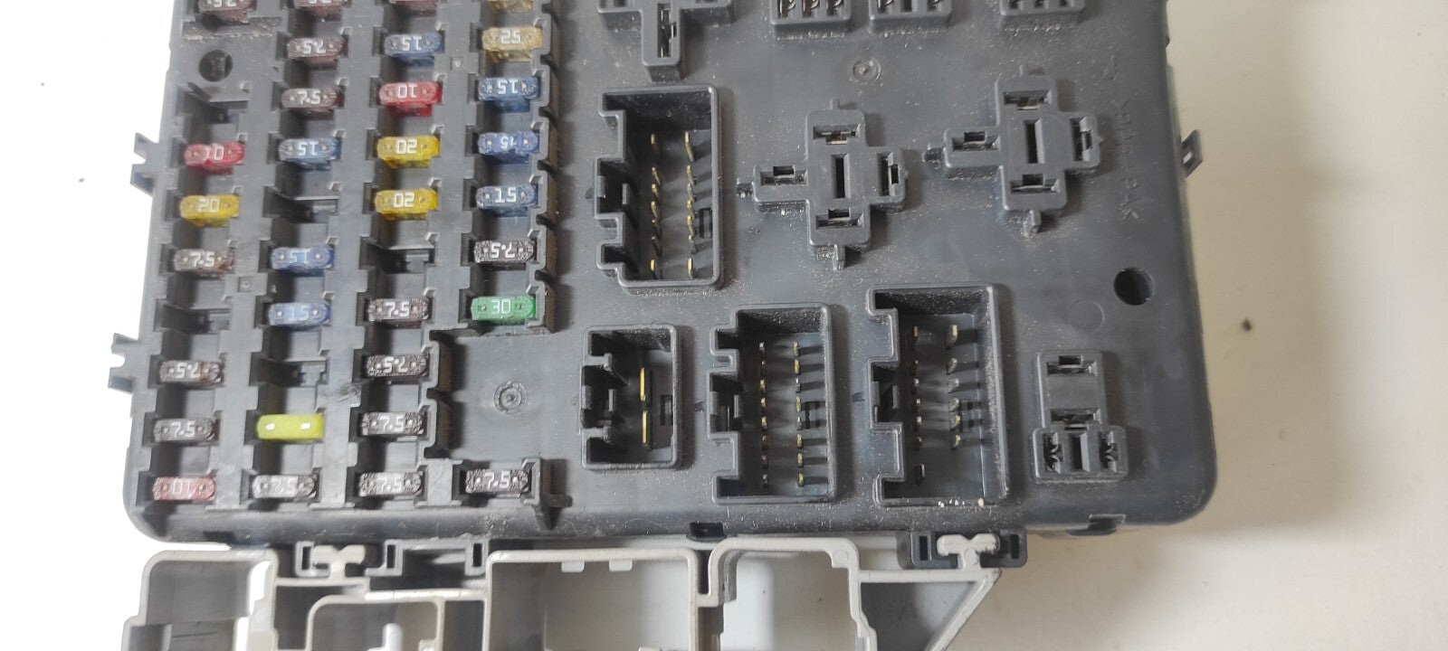 Ford Mondeo MK3 2.0TDCi Diesel 2004 Fuse Box Module Unit 4S7T14A073AA