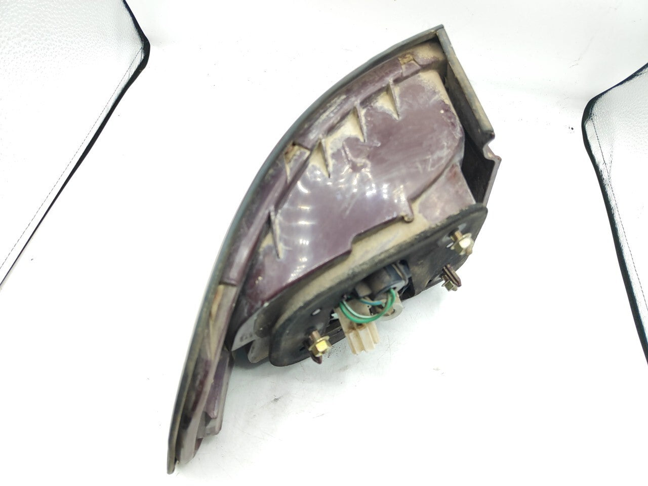 Mitsubishi Galant 1994 Hatchback LHD Rear Right Taillight Light 0431612