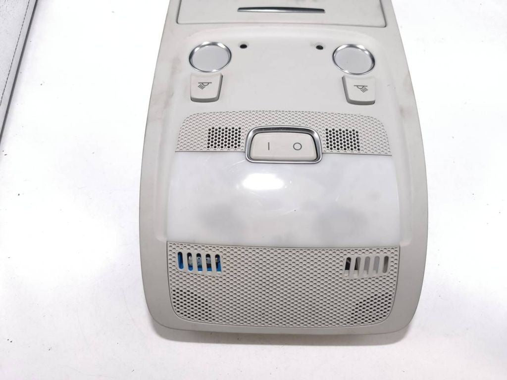 Audi A4 S4 B8 8K 2014 front reading dome seat light 8T0947135B 