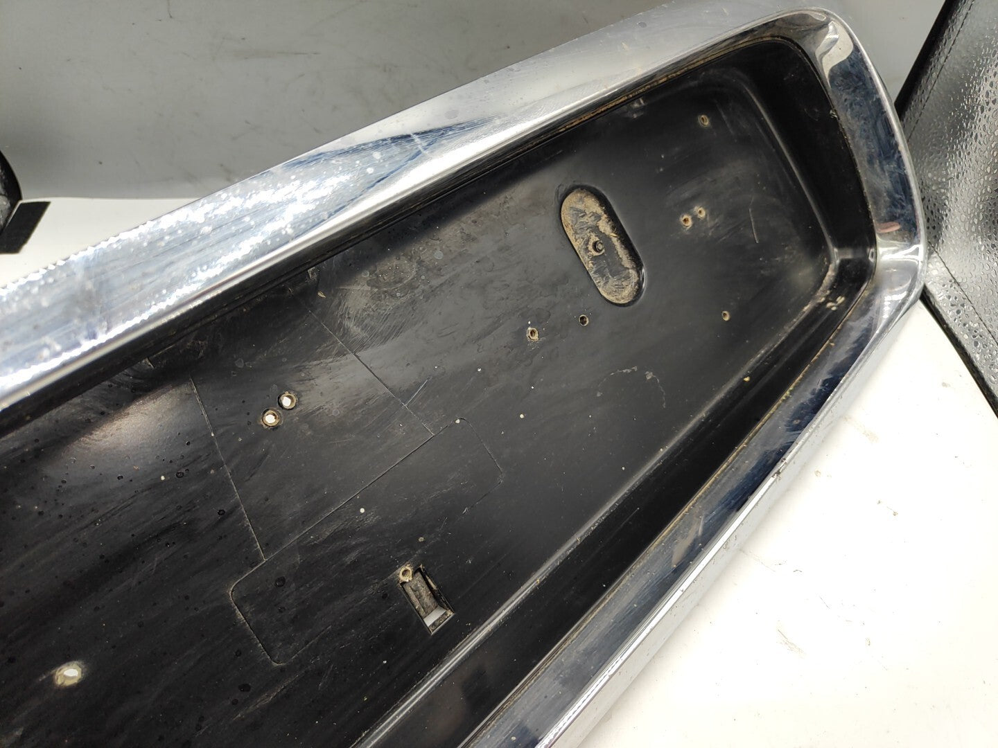 Rover 400 420 418 1995 Rear Number Plate Holder Trim Bar 74890SY3A0000