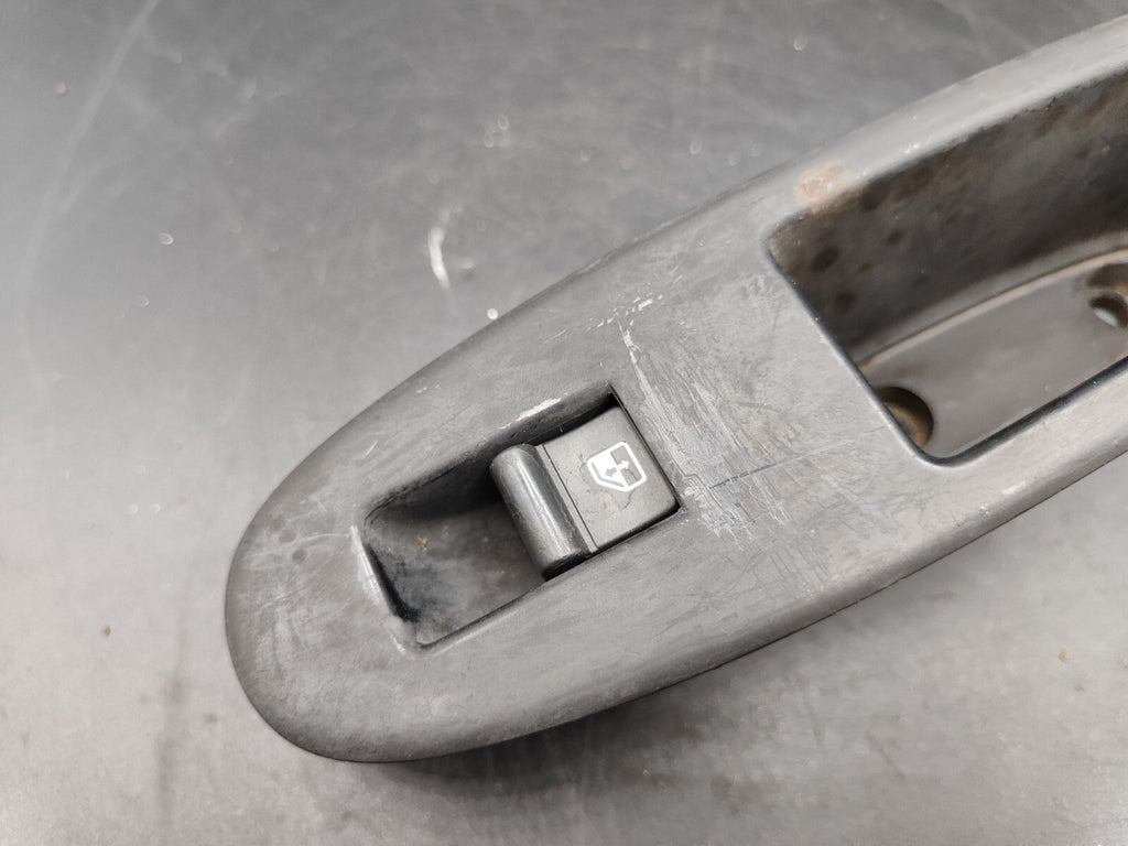 Alfa Romeo 159 1.9JTD 16V 2007 Rear Right Electric Window Switch 156055038