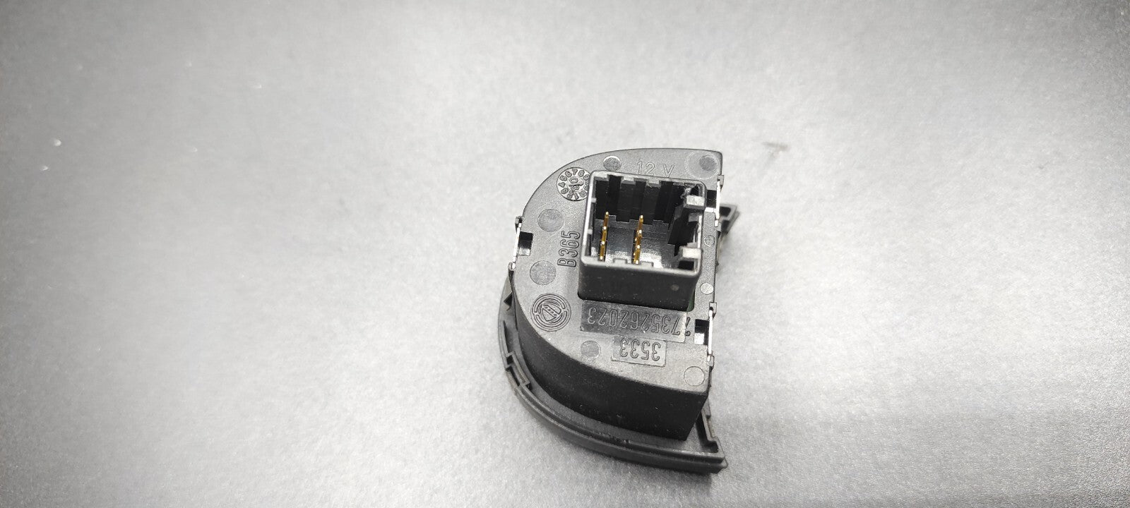 Alfa Romeo 147 1.9JTD 2002 Mode / Headlight Height Switch 735262023