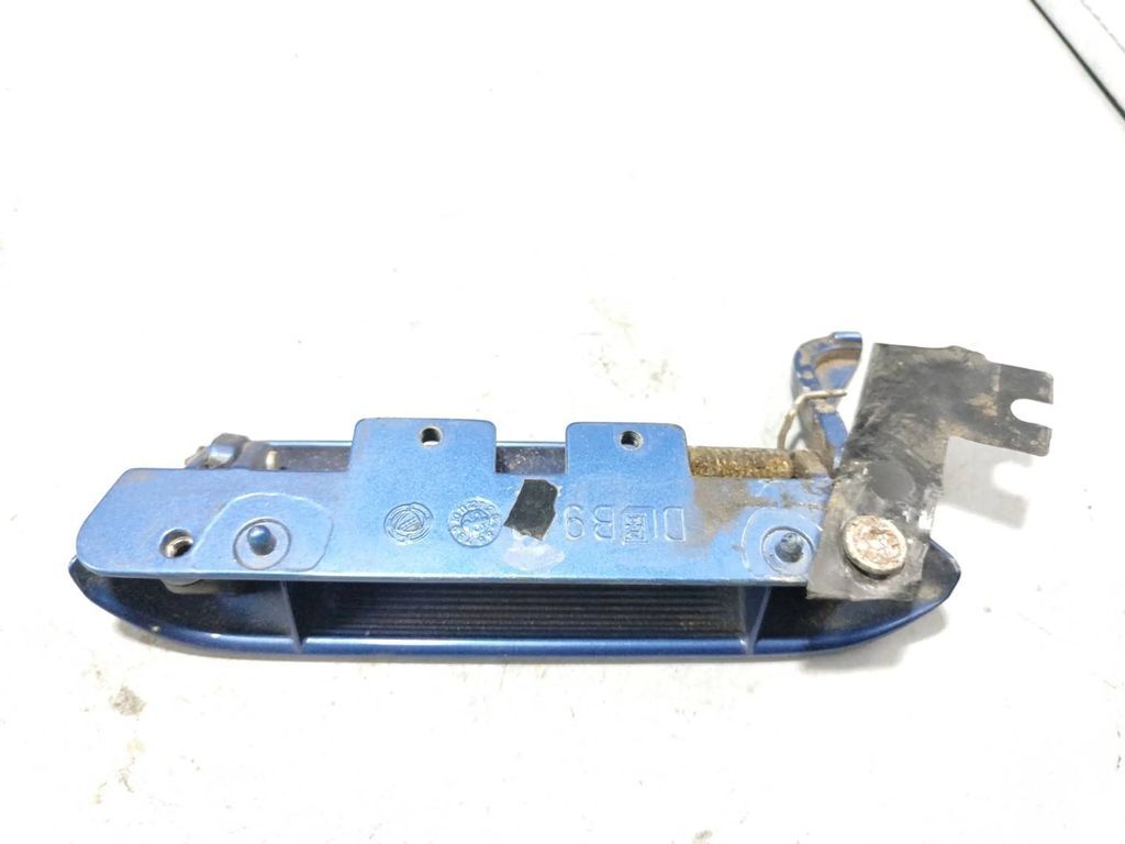 Alfa Romeo 155 1.8i 103kW 1994 front right door exterior handle 