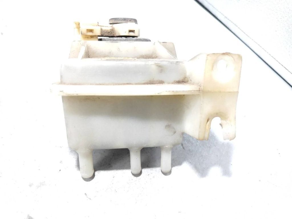 Alfa Romeo 155 1.8i 103kW 1994 Brake fluid reservoir tank 