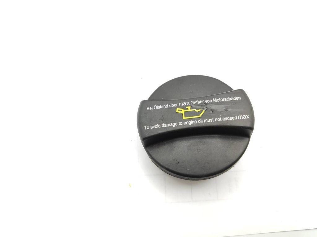 Mercedes-Benz C W203 2001 Diesel oil filler cap A0000100285 