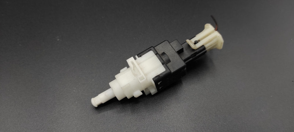 Alfa Romeo 147 Diesel 16V 103kW 2003 Brake Pedal Sensor 46840510