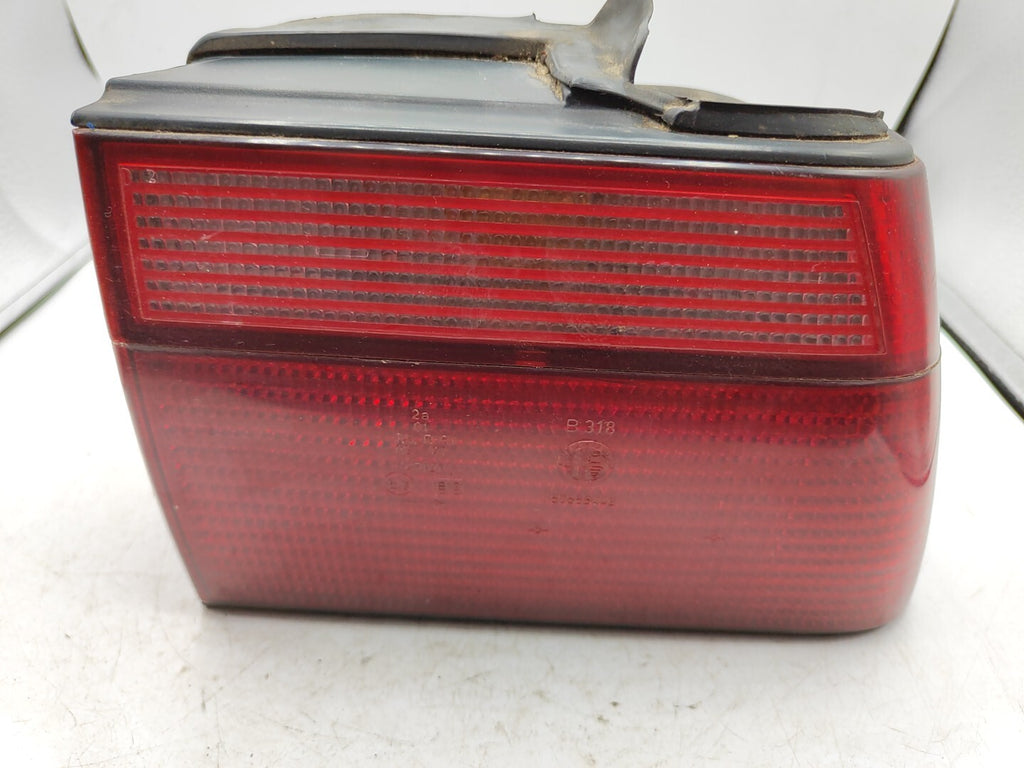 Alfa Romeo 155 1.8TS 1994 LHD Rear Right Side Taillight Light 60568442