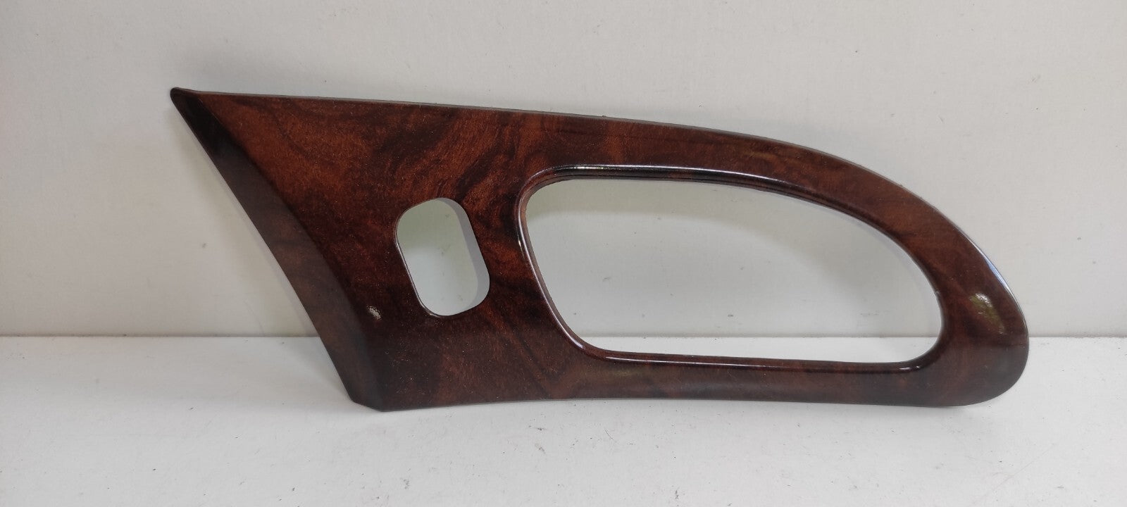 Peugeot 607 3.0i V6 Petrol 2003 Front Right Door Handle Wooden Trim 9630318277D