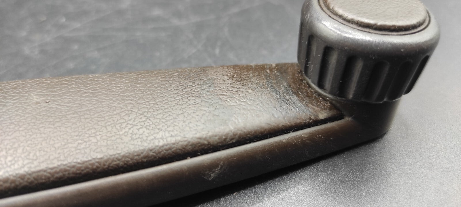 Volkswagen VW Golf Jetta Mk2 1989 Window Mechanism Winding Handle 191837579