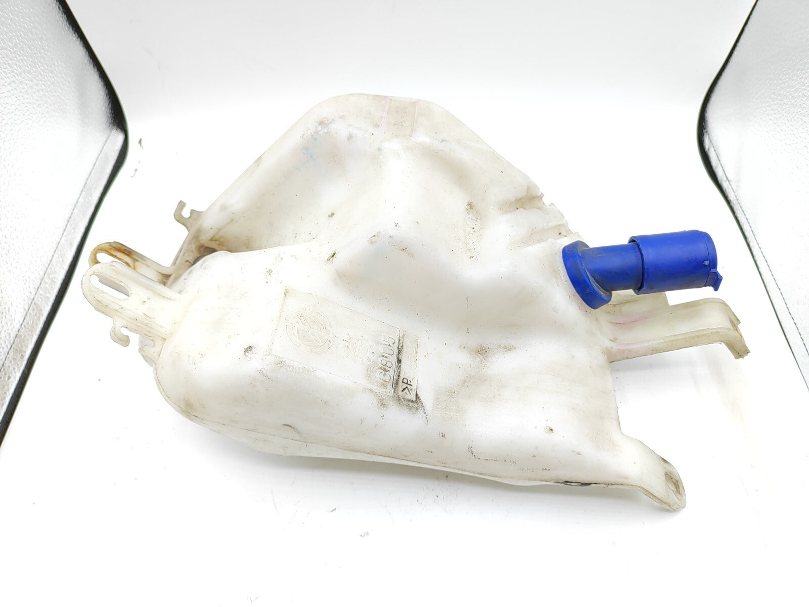 Alfa Romeo GT 1.9JTD 110kW 2004 Windscreen Washer Fluid Tank Reservoir