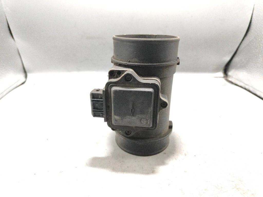 Opel Vectra B 1995 Petrol MAF mass air flow meter sensor 90411957 