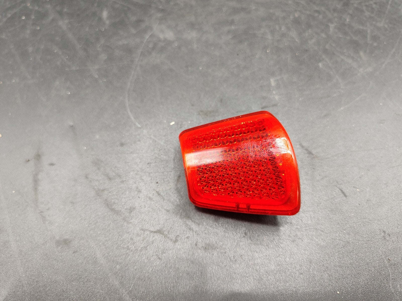 Alfa Romeo 166 2.4JTD 110kW 2001 Door Reflector / Light 60626064