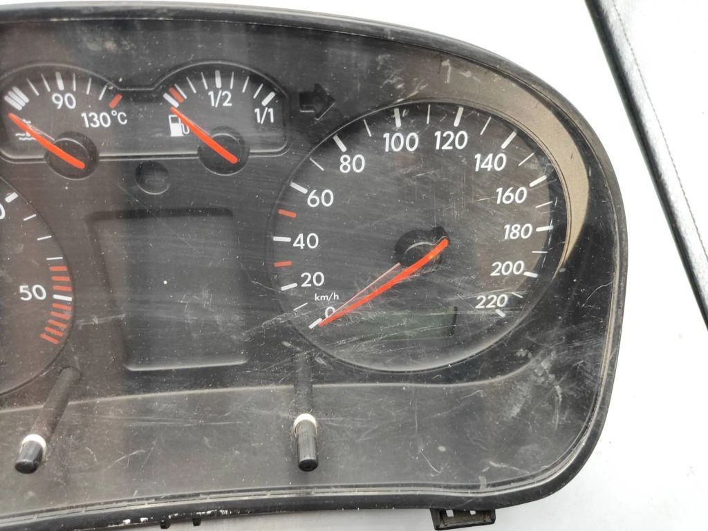 Volkswagen Golf IV 1998 Diesel LHD speedometer instrument cluster 1J0919861B 