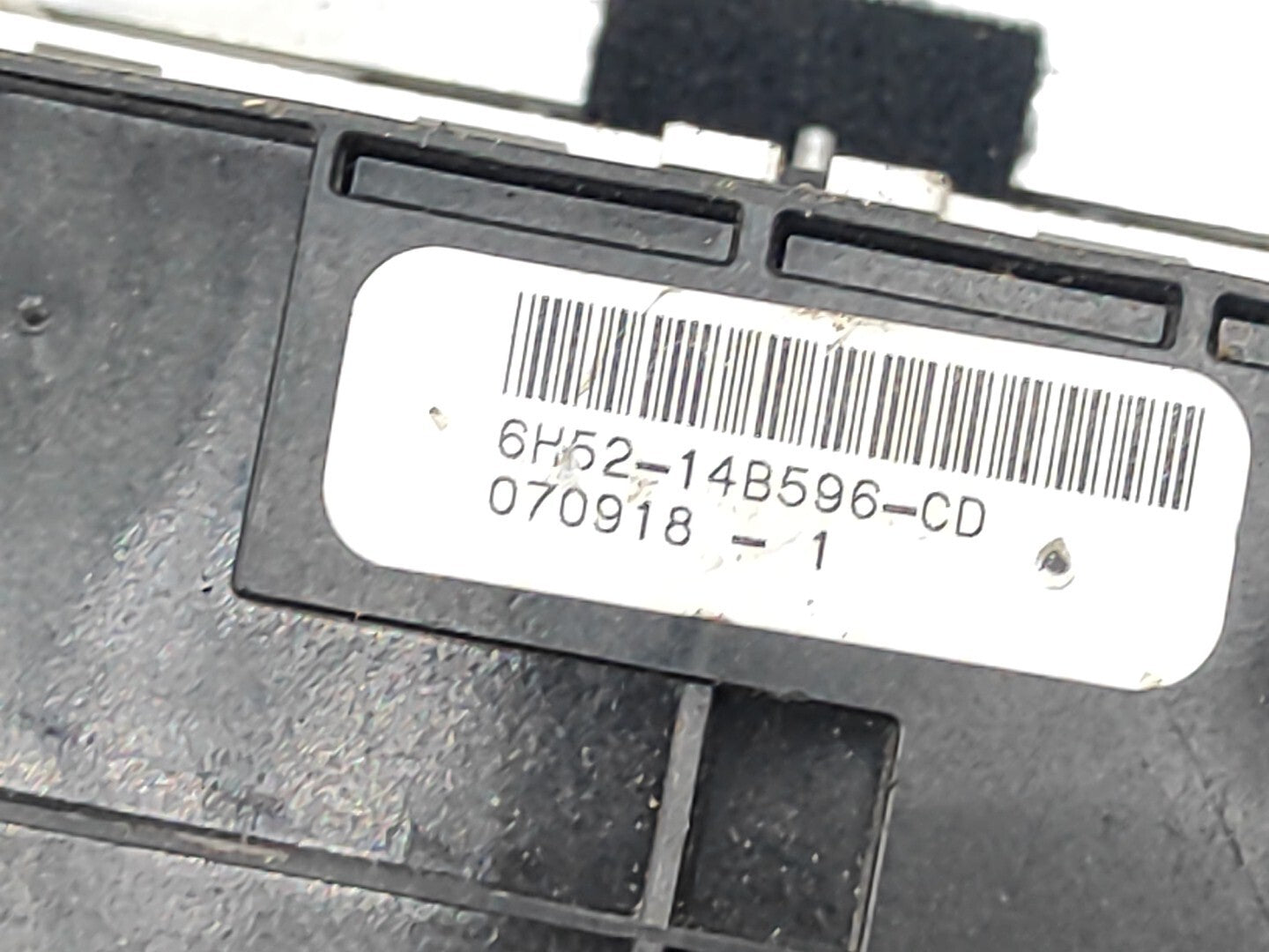 Land Rover Freelander LR2 2008 Multifunctional Switch 6H5214B596CD 6H52A046C34