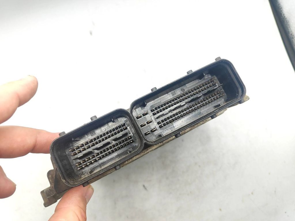 Alfa Romeo 159 1.9JTD Diesel 2008 Engine control unit module ECU 55204661 