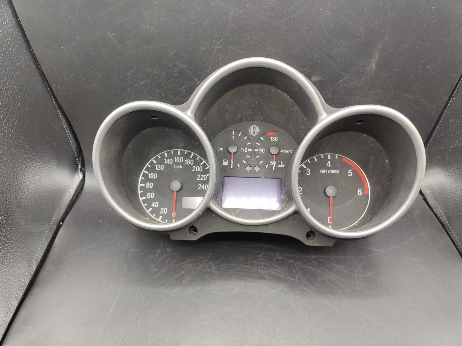 Alfa Romeo 147 Diesel 1.9JTD 2003 LHD Speedometer Cluster 735290181