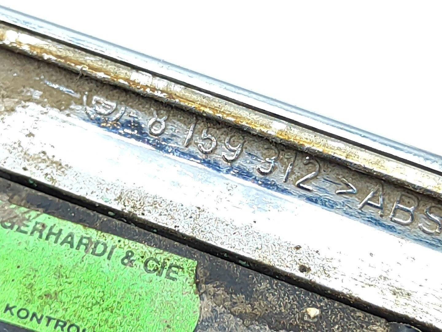 BMW 5 SERIES E39 530D 142kW Estate 2000 Front Right Bonnet Grill Kidney 8159312