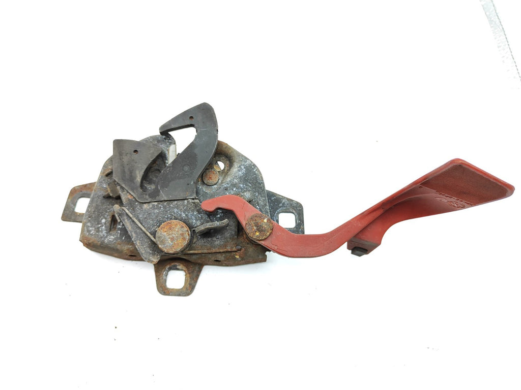 Alfa Romeo 147 1.9 JTD 85kW 2003 Front Bonnet Hood Lock Latch Mechanism