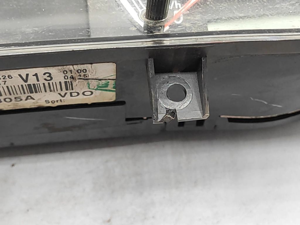 Volkswagen PASSAT B5.5 2002 LHD speedometer instrument cluster 3B0920805A 