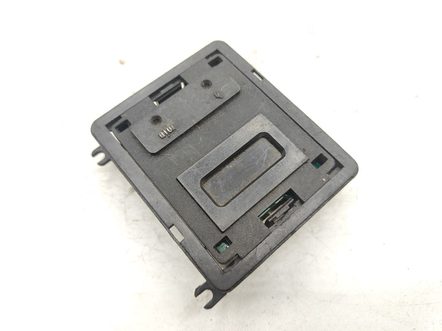 BMW 3 Series E30 318i Front Dash Panel Digital Clock Unit 1367683