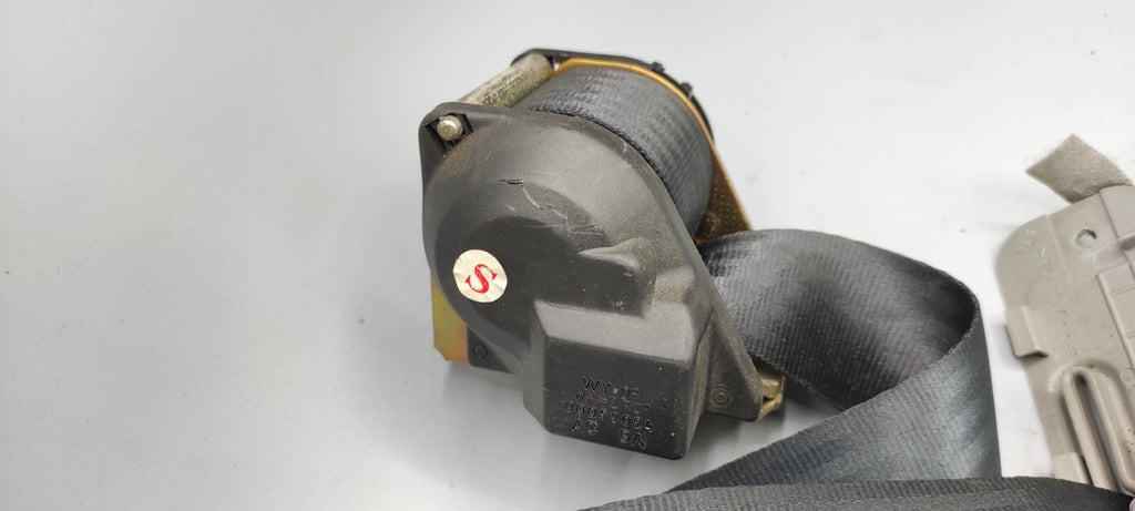 Alfa Romeo 166 2.4JTD 110kW 2003 Rear Left Seat Safety Seatbelt 044047