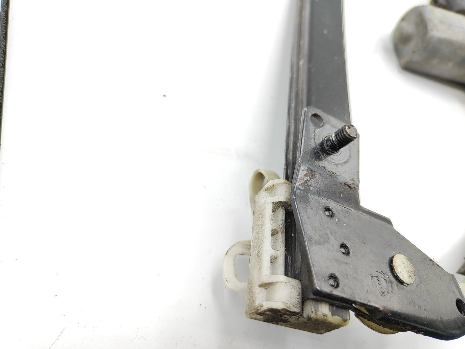 Alfa Romeo 147 1.9JTDm 110kW 2008 Front Left Window Regulator 46751871