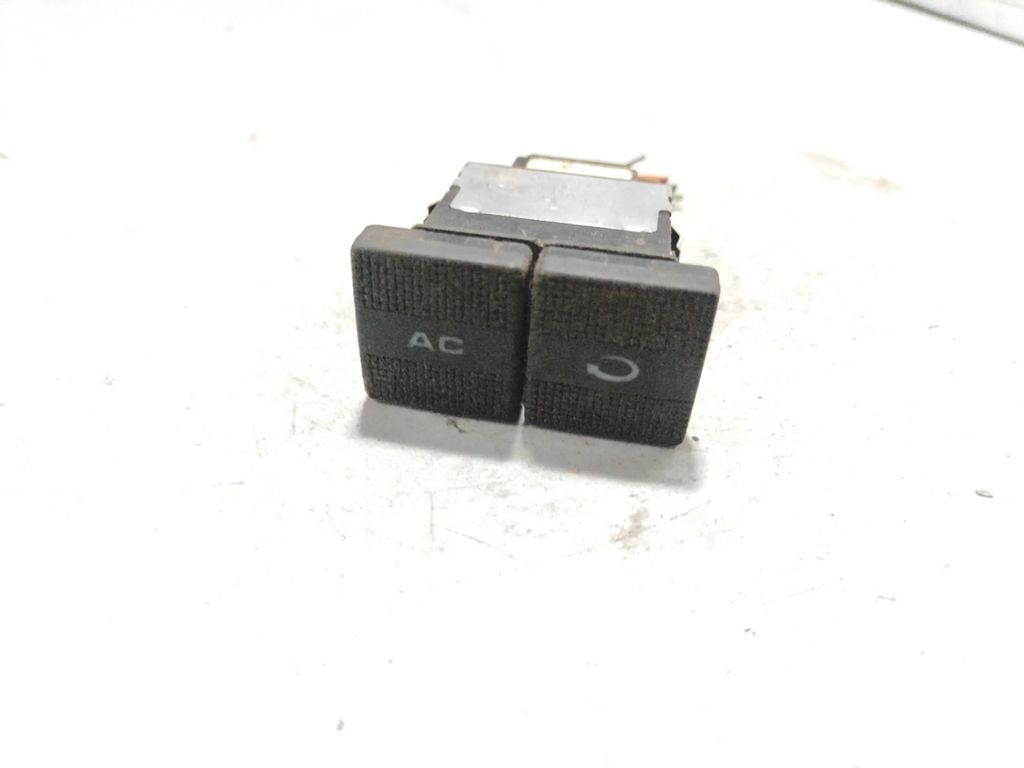 Volkswagen Golf 3 1996 Air conditioning AC AC switch 1E0959543 
