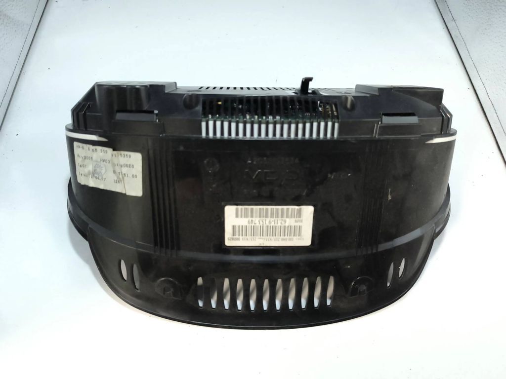 BMW 5 E60 E61 550i 2008 Petrol speedometer instrument cluster 9153749 